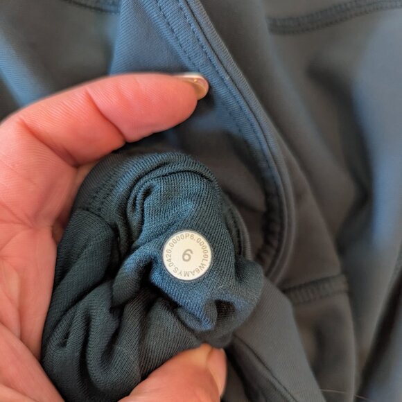 Lululemon All the right places high rise crop 23in - Picture 3 of 3